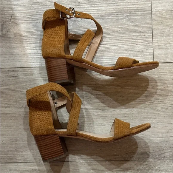 Via Spiga Tan Strappy Sandals - Picture 5 of 8